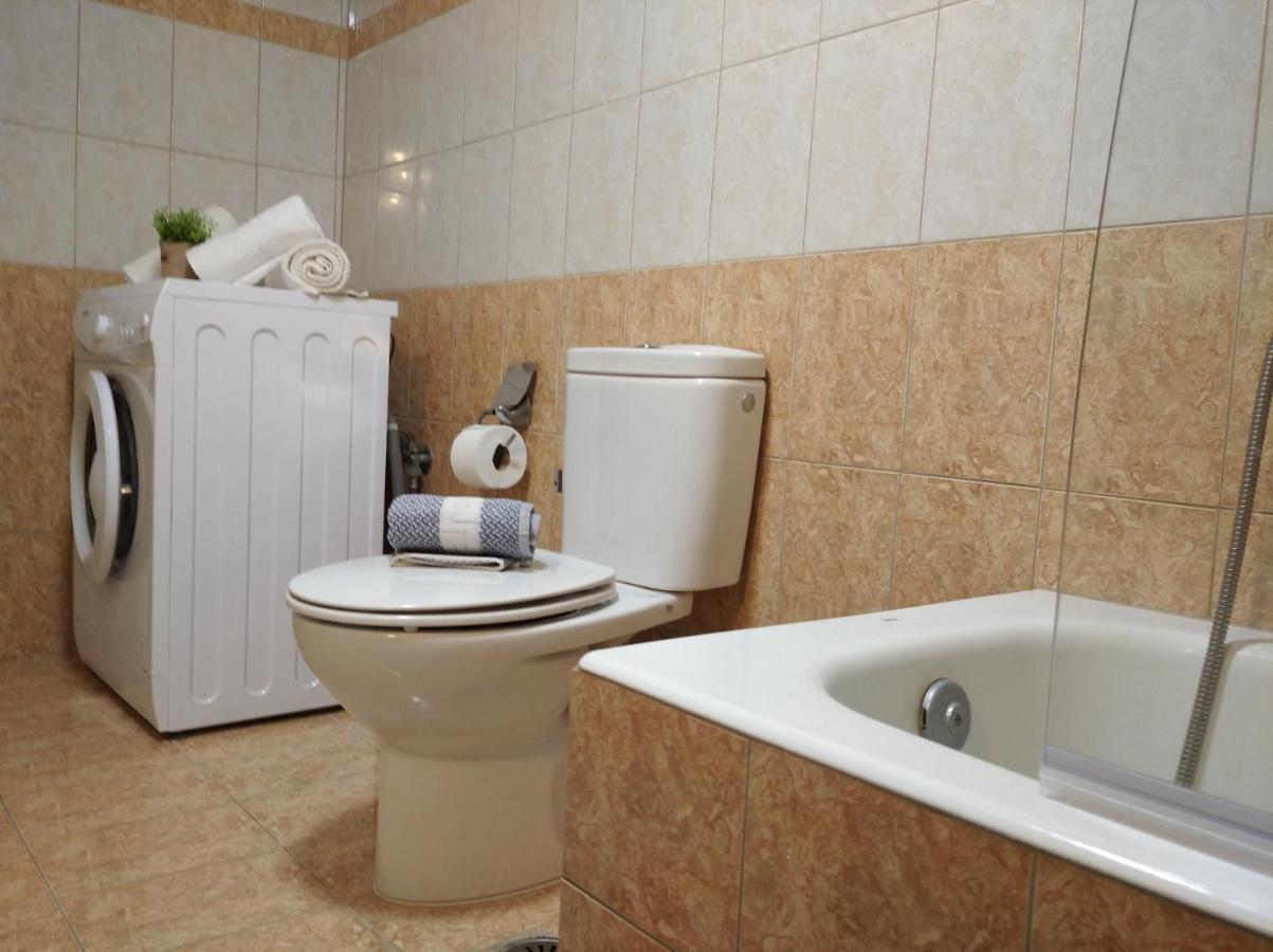 Granny'S Home Roussopoulio Εξωτερικό φωτογραφία