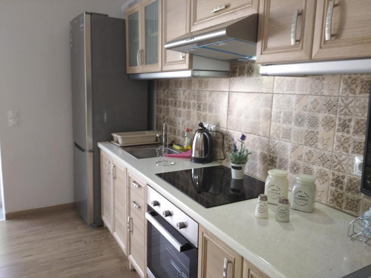 Granny'S Home Roussopoulio Εξωτερικό φωτογραφία