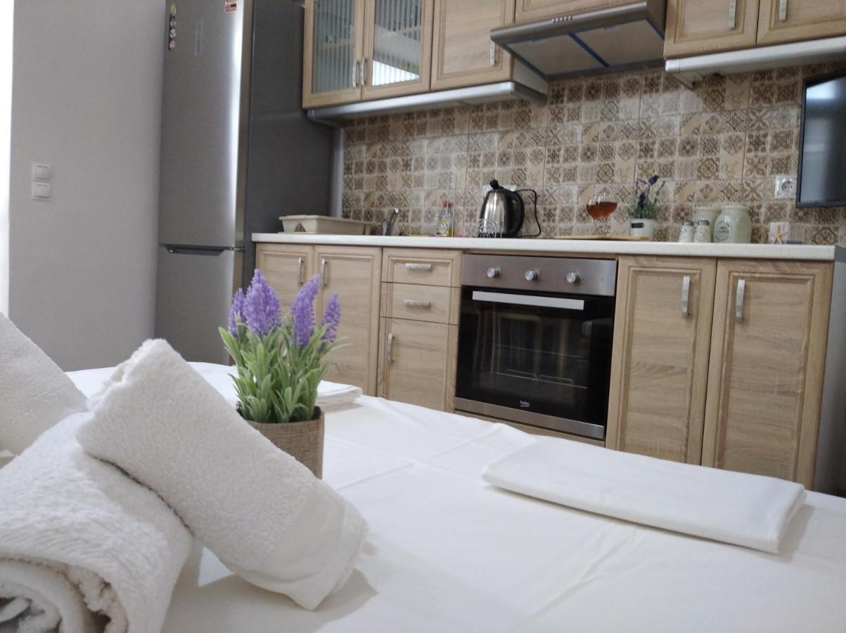 Granny'S Home Roussopoulio Εξωτερικό φωτογραφία